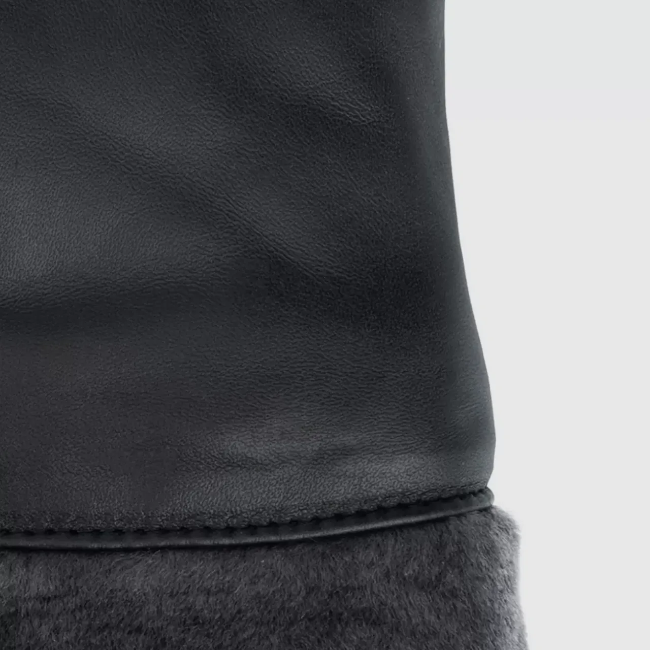 Aquatalia Gloves-Classic Cuff Glove Black