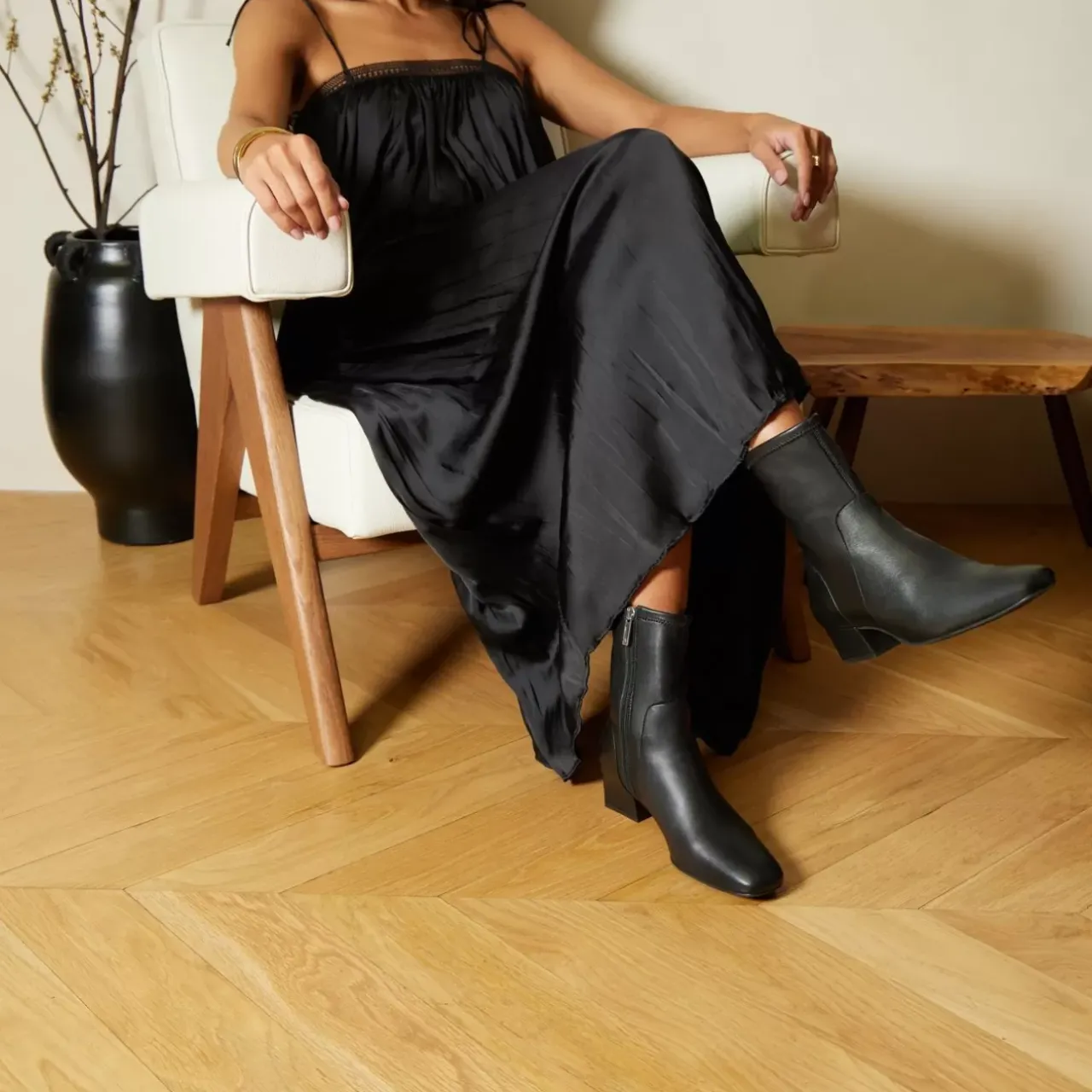 Aquatalia Boots-Stassi Black